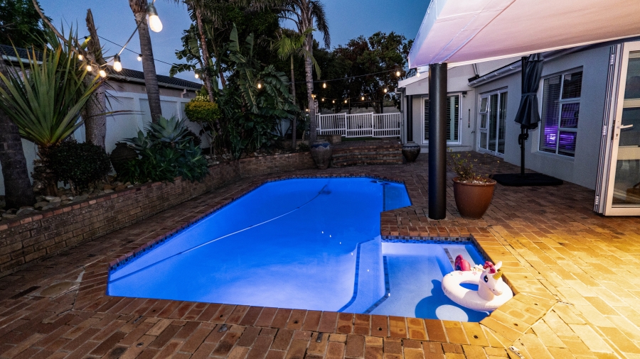 5 Bedroom Property for Sale in De Bron Western Cape